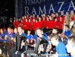 adamlarndan ftar Yemei