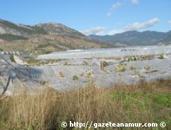 Sel Anamur'u Vurdu, �ift�i Peri�an Oldu