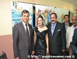 Ressam Nee KAYNAK lk Sergisini At