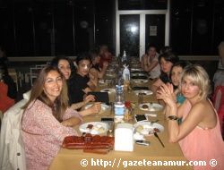 TENS SEZONU MUHTEEM BR YEMEKLE AILDI