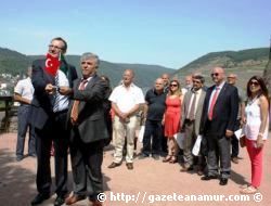 Karde� Kente Bingen'e Giden Heyet D�nd�