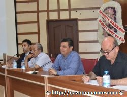 Anamur'da AKP Grubu Meclis Toplant�s�n� Terk Etti