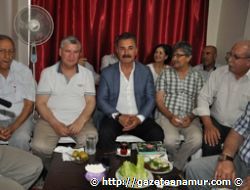 MERSN YAZARLAR DERNENDE SAZLI SZL STARE TOPLANTISI