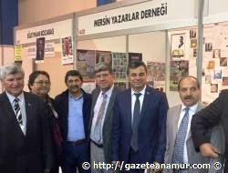 Anamur Belediye Ba�kan� T�re Mersin Kitap Fuar�nda