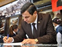 T�RE'YE KAMU-DER'DEN YILIN BELED�YE BA�KANI �D�L�